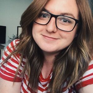 Meet your Posher, Olivia